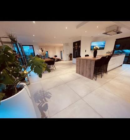 Magnifique Villa Avec Jaccuzi Wimille Bagian luar foto